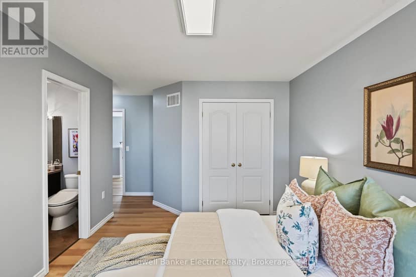 2334 Marsdale Drive — photo 20 of 40