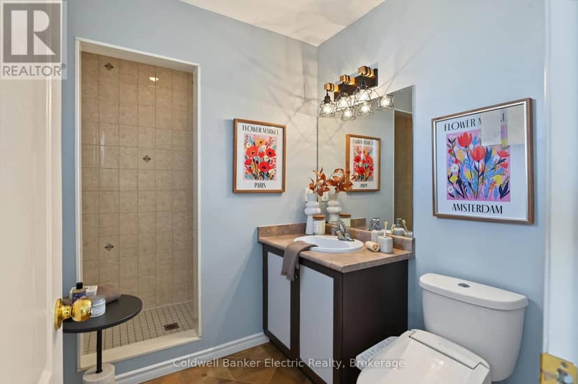2334 Marsdale Drive — photo 21 of 40