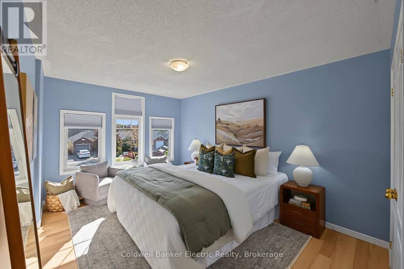2334 Marsdale Drive — photo 23 of 40