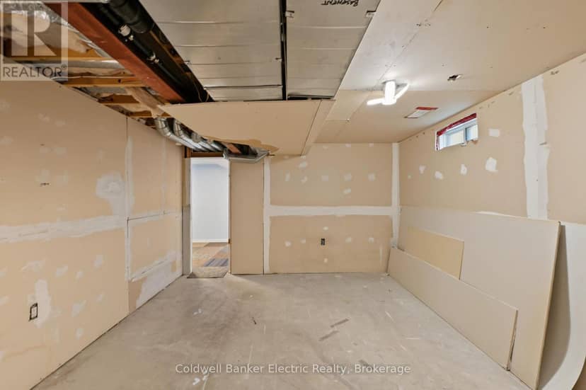 2334 Marsdale Drive — photo 29 of 40