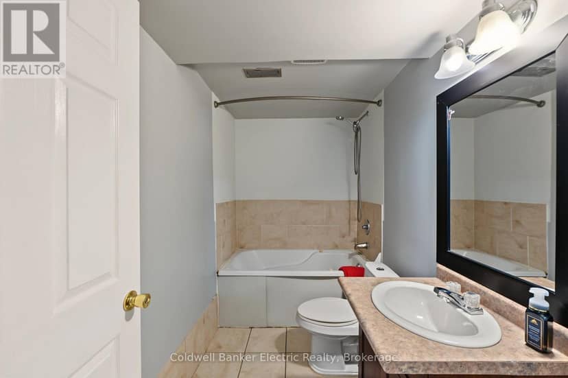 2334 Marsdale Drive — photo 32 of 40