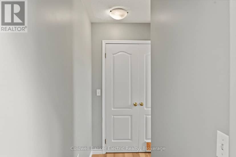 2334 Marsdale Drive — photo 40 of 40