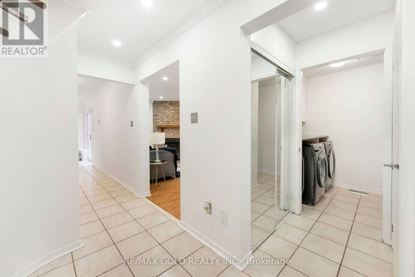 299 Delaney Drive — photo 11 of 40