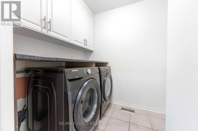 299 Delaney Drive — photo 12 of 40
