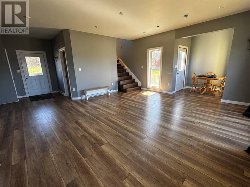 25-27 Main Street S — photo 14 of 28