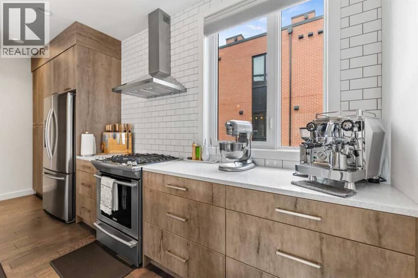 3040 Parkdale Boulevard NW — photo 14 of 40