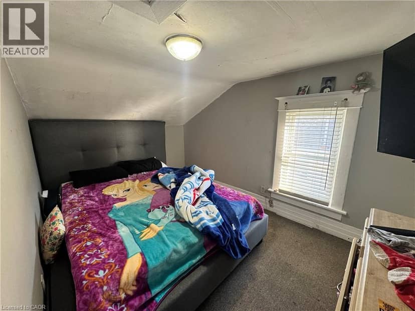 65 QUEEN Street N, Thorold, photo 5