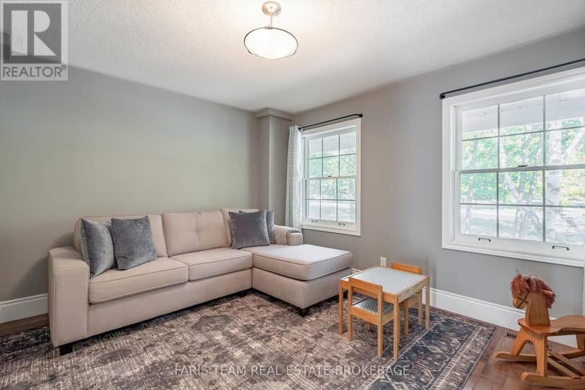 12 Valley View Drive — photo 10 of 26