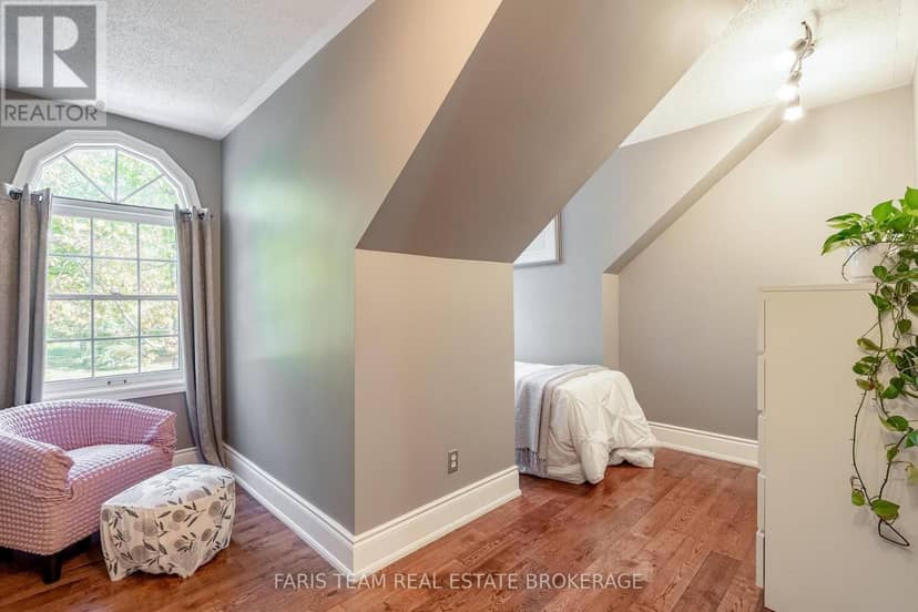 12 Valley View Drive — photo 17 of 26