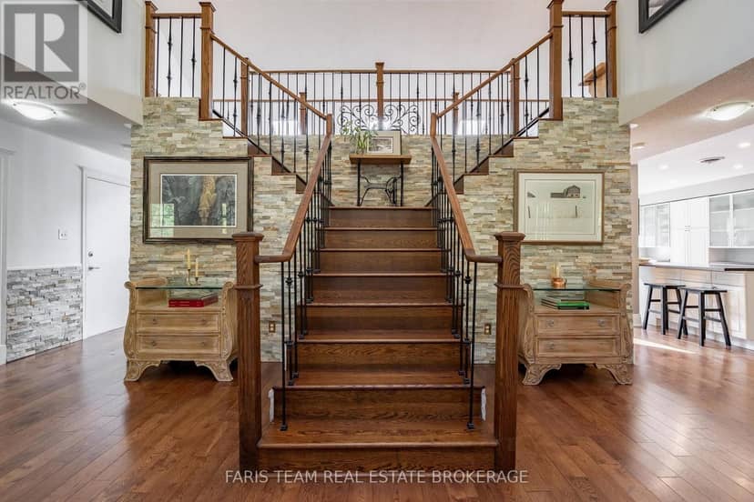 12 Valley View Drive, Springwater, photo 3
