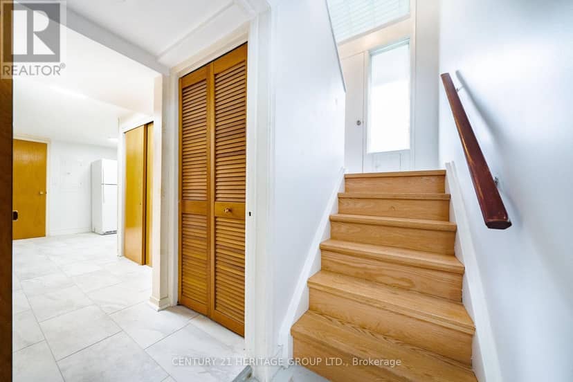 37 Gambello Crescent — photo 31 of 40