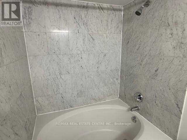 411 - 350 Webb Drive — photo 16 of 40