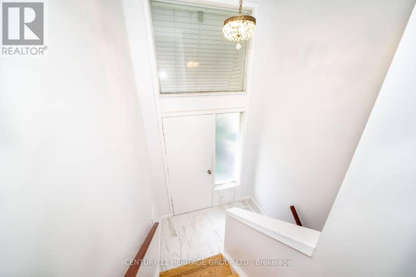 37 Gambello Crescent — photo 17 of 40
