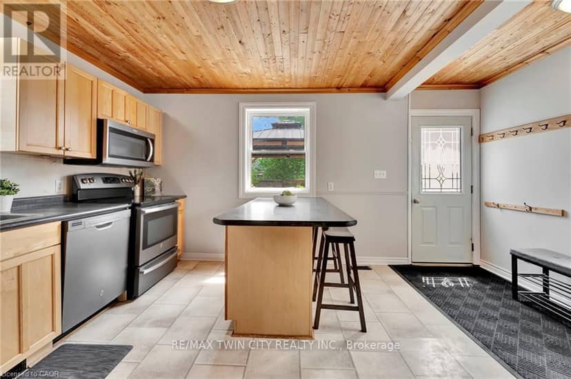 123 Blandford Street — photo 11 of 40