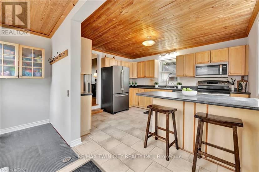 123 Blandford Street — photo 13 of 40