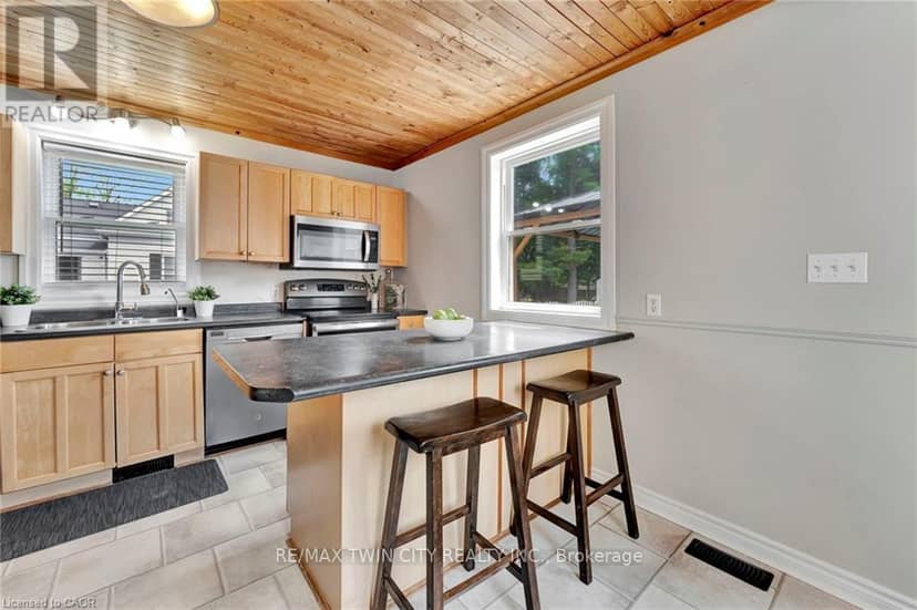 123 Blandford Street — photo 14 of 40