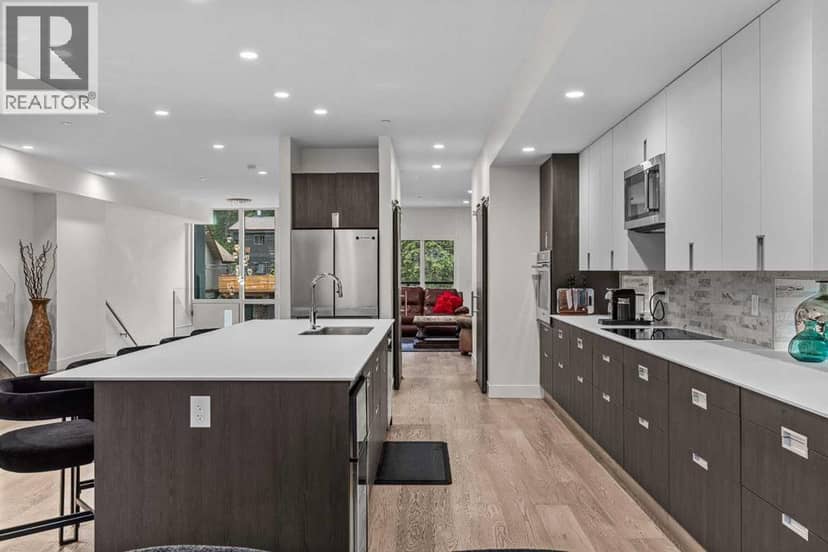 254A Three Sisters Drive — photo 10 of 40
