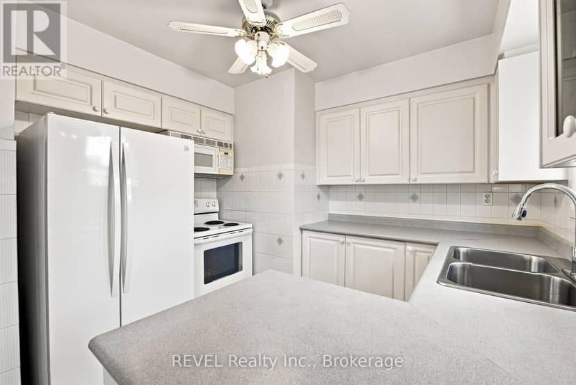 330 Waverly Street — photo 14 of 39