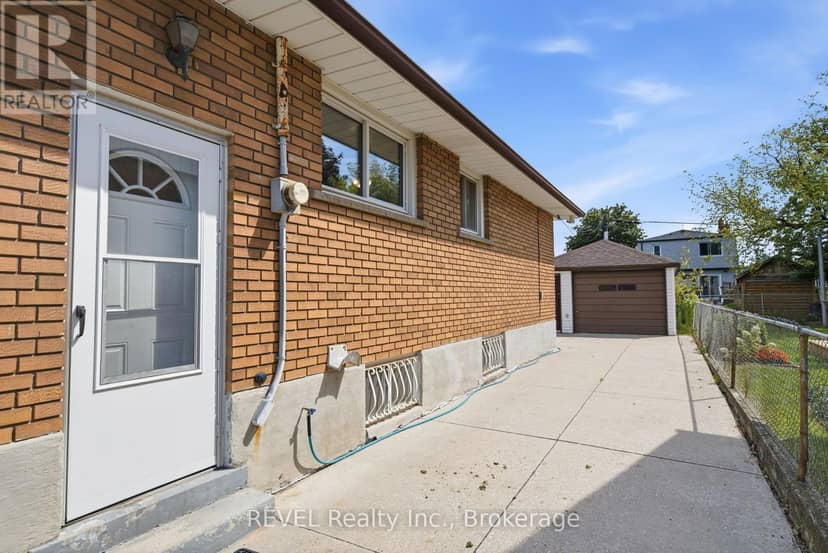 330 Waverly Street, Hamilton, photo 3