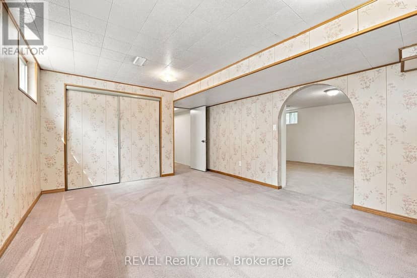 330 Waverly Street — photo 30 of 39