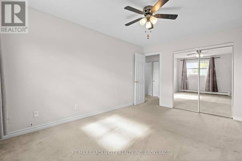 211 - 264 Oakdale Avenue — photo 21 of 26