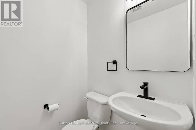 2435 Montagne Avenue, Oakville, photo 5