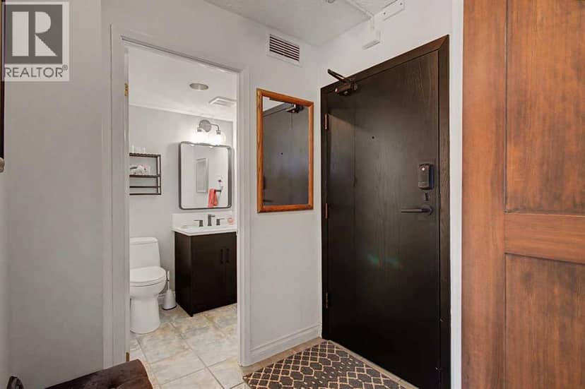 2003, 1100 8 Avenue SW, Calgary, photo 7