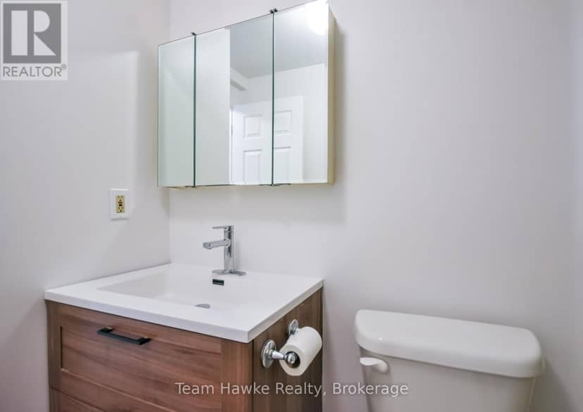 15 - 157 Church Street — photo 29 of 35