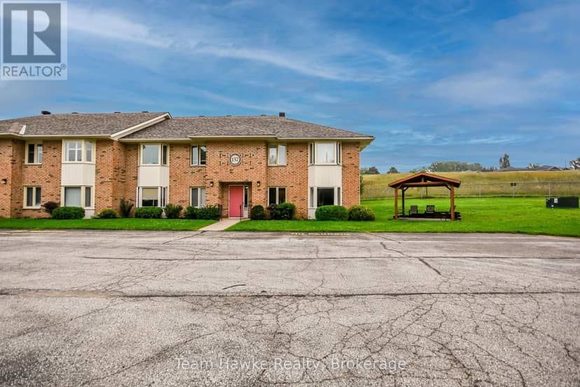 15 - 157 Church Street, Penetanguishene, photo 4