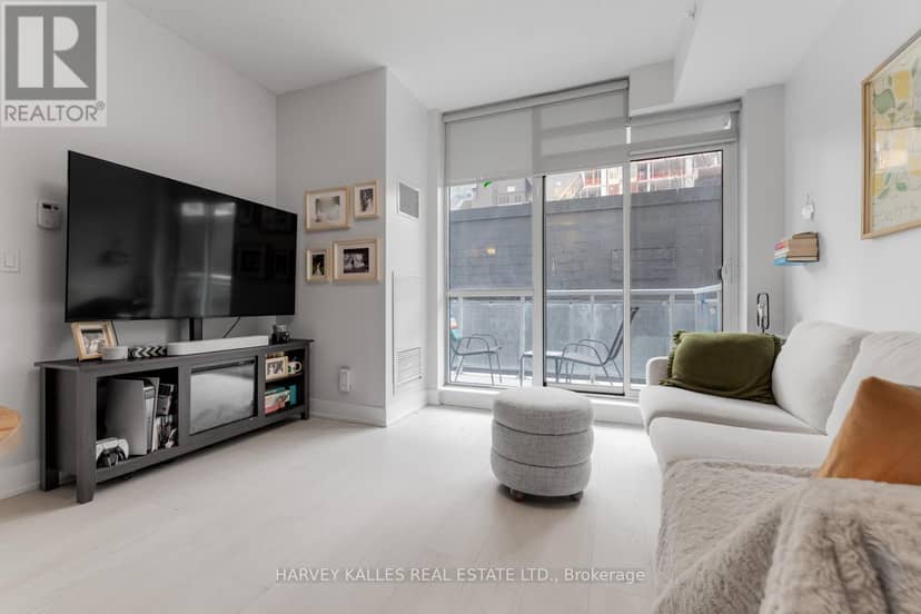 202 - 68 Merton Street — photo 3 of 17