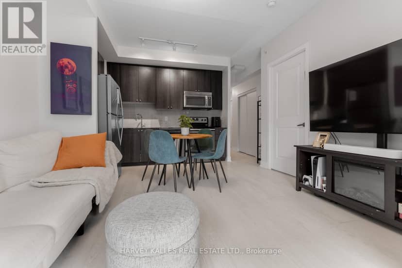 202 - 68 Merton Street — photo 7 of 17