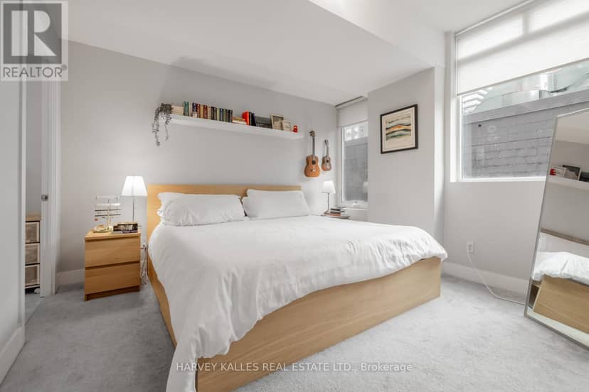 202 - 68 Merton Street — photo 8 of 17