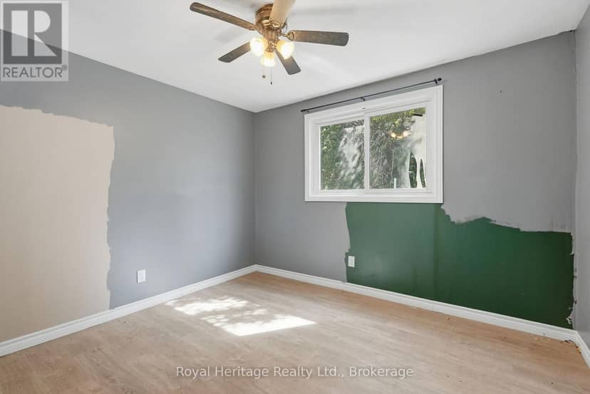 127 Coleman Crescent — photo 11 of 25