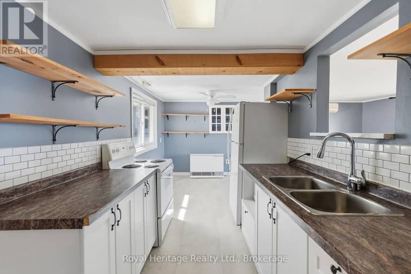 127 Coleman Crescent — photo 9 of 25