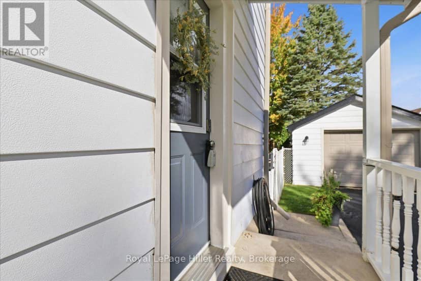 524 Brunswick Street — photo 34 of 40