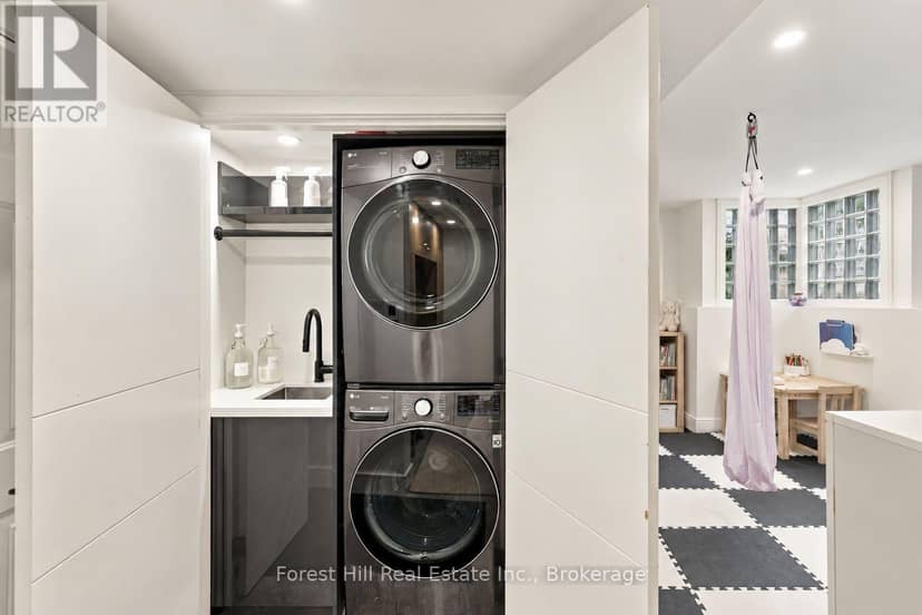 15 - 224 Blueski George Crescent — photo 24 of 30