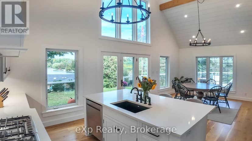 220 Lake Rosalind Road 2A, Brockton, photo 8