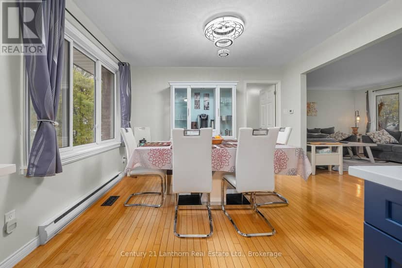 212 Main Street — photo 13 of 40