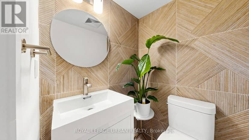 2 - 76 Munro Street — photo 18 of 37