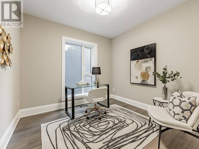 19 Donalda Crescent — photo 10 of 37