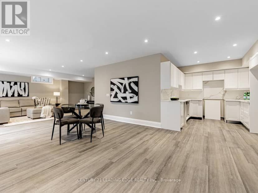 19 Donalda Crescent — photo 31 of 37