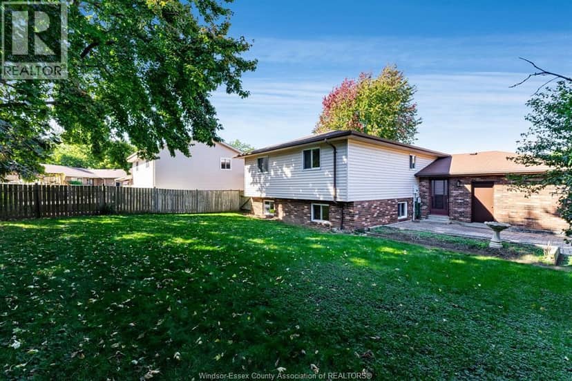 55 Windwood DRIVE — photo 35 of 40