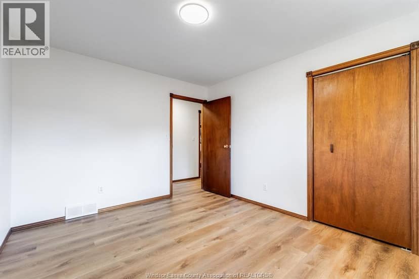 55 Windwood DRIVE — photo 17 of 40