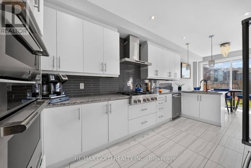 236 Eighth Avenue — photo 16 of 40
