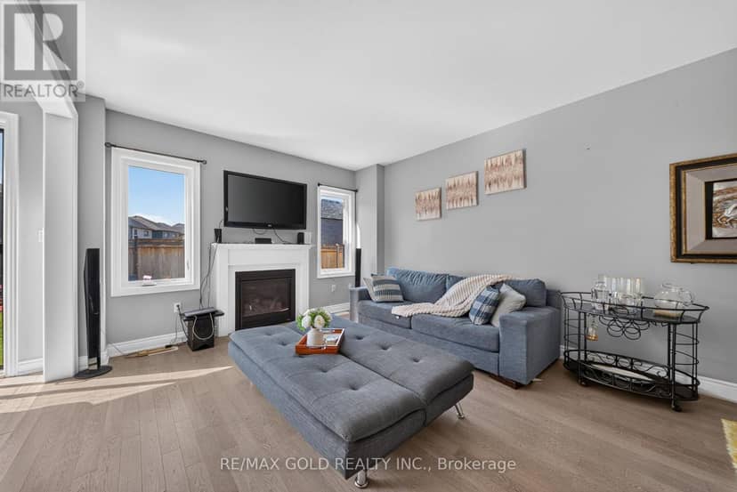 236 Eighth Avenue — photo 9 of 40