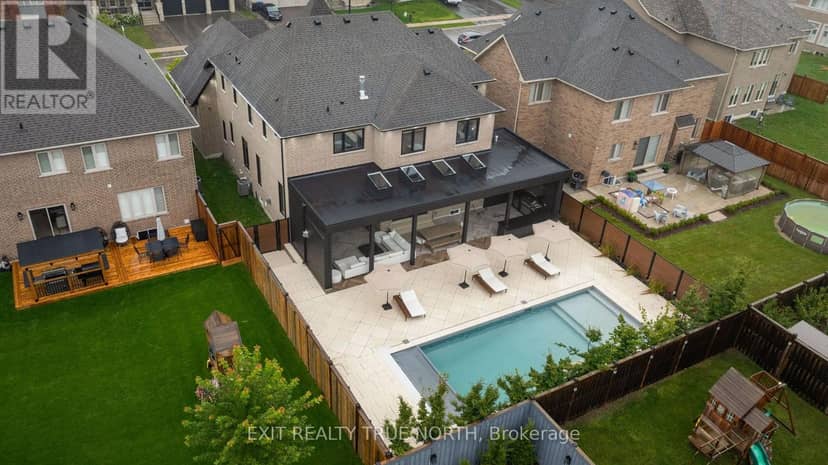 106 Rugman Crescent, Springwater, photo 2