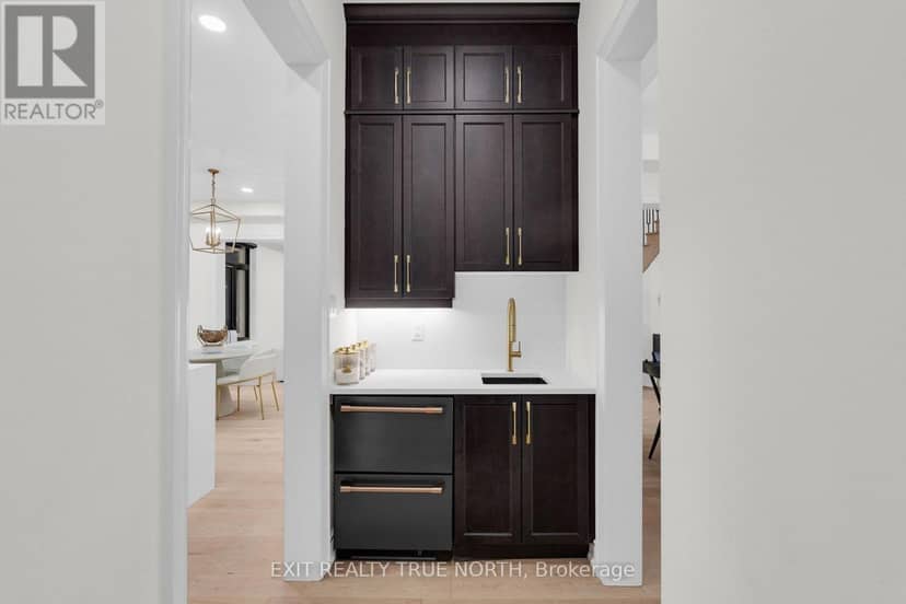 106 Rugman Crescent — photo 23 of 40