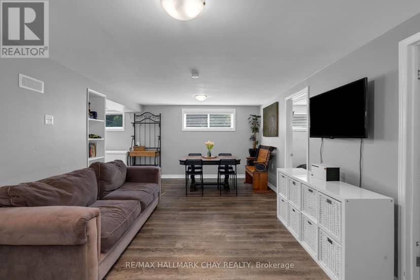 254 St Vincent Street — photo 12 of 28