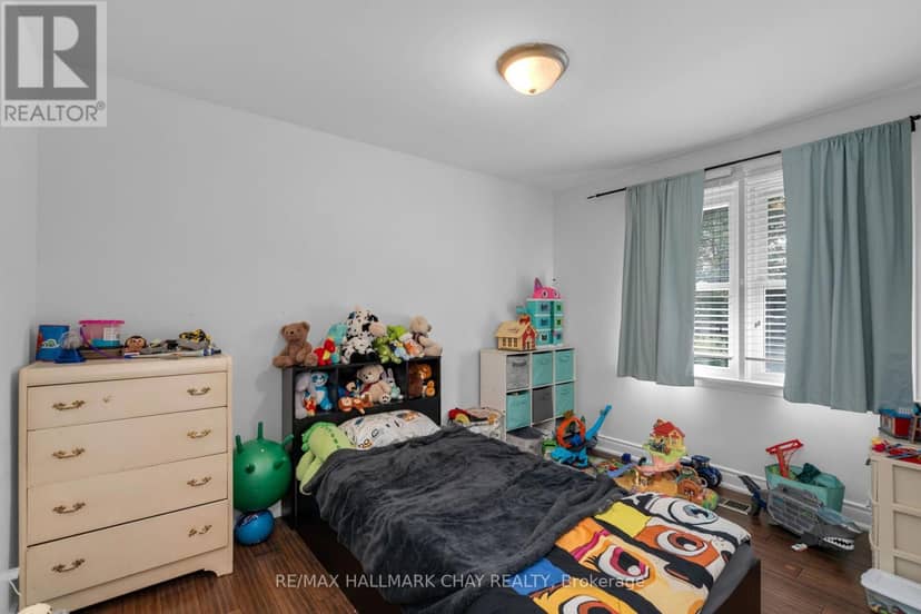254 St Vincent Street, Barrie, photo 7