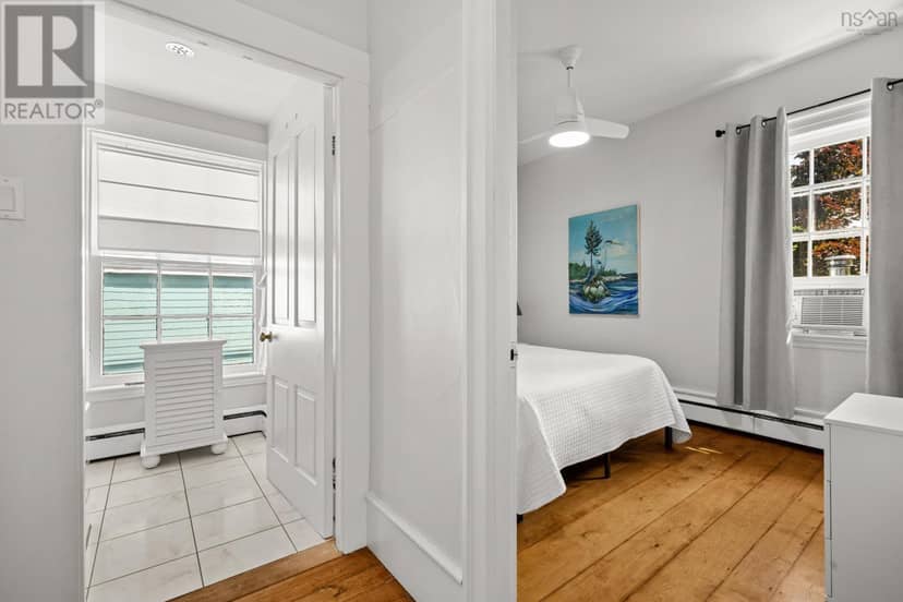 538 Main Street — photo 13 of 30